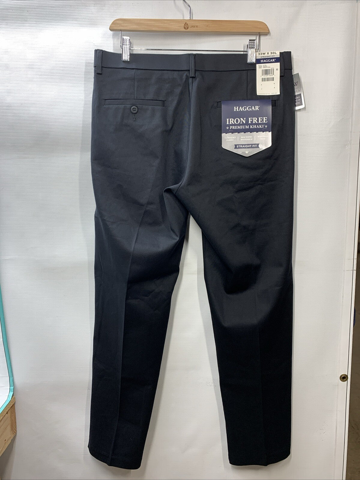 Haggar Men's Black Straight Fit Flat Front Dress Long Pants Size 33Wx30L