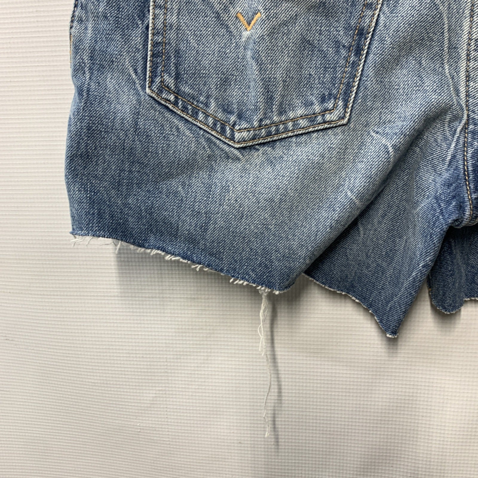 HUDSON Women's Devon High-Rise Boyfriend Short 24 Denim DJRSDE1603 with Pockets