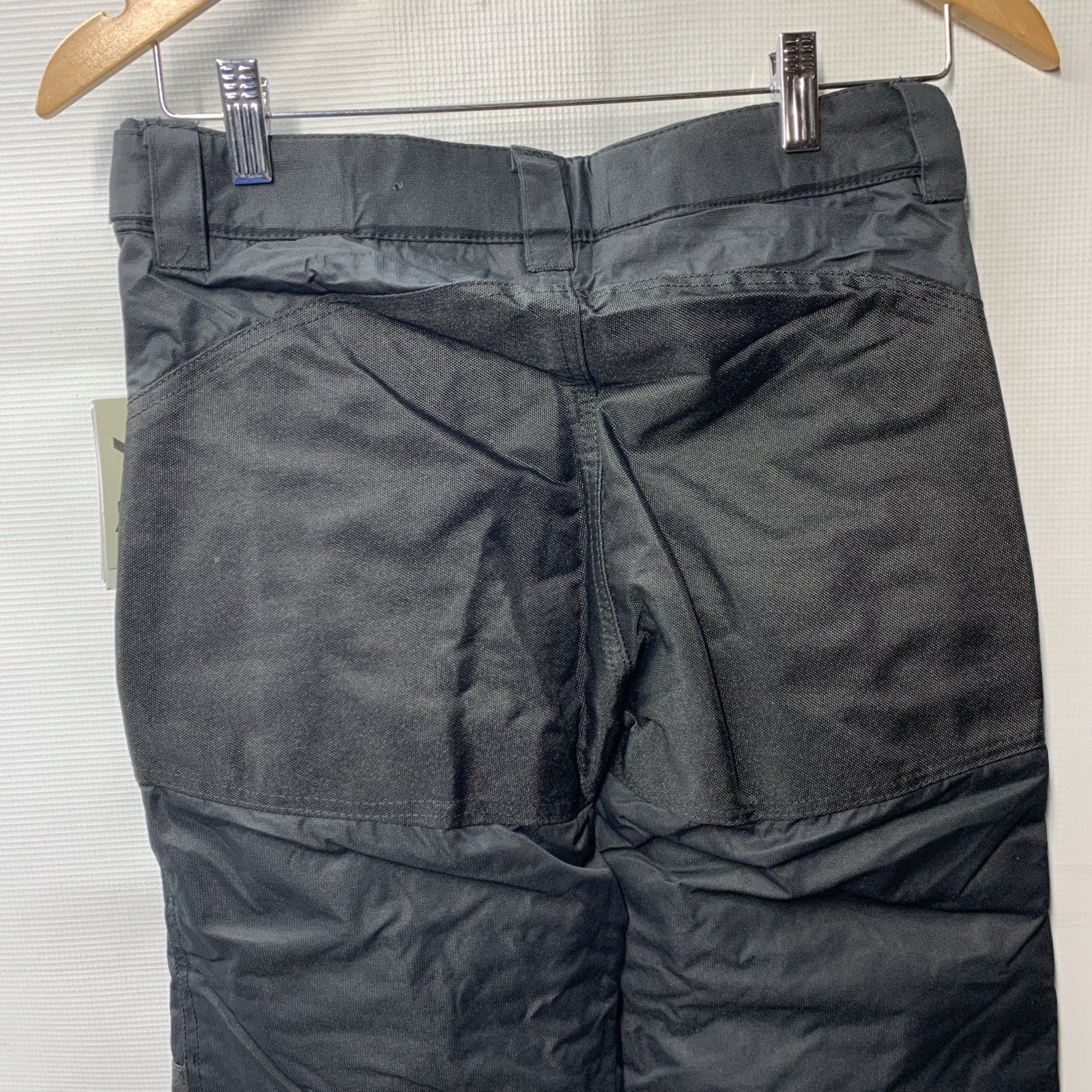 Arctix Kids Insulated Black Snow Pants M (10/12) for skiing, snowboarding, sled