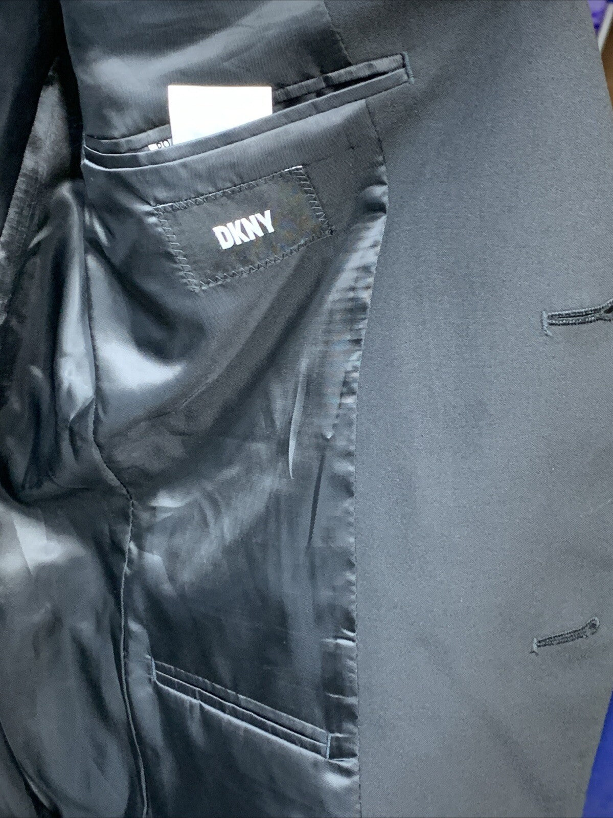 DKNY Men's Modern Fit High Performance Suit Separates Size 38R Long Sleeve Black