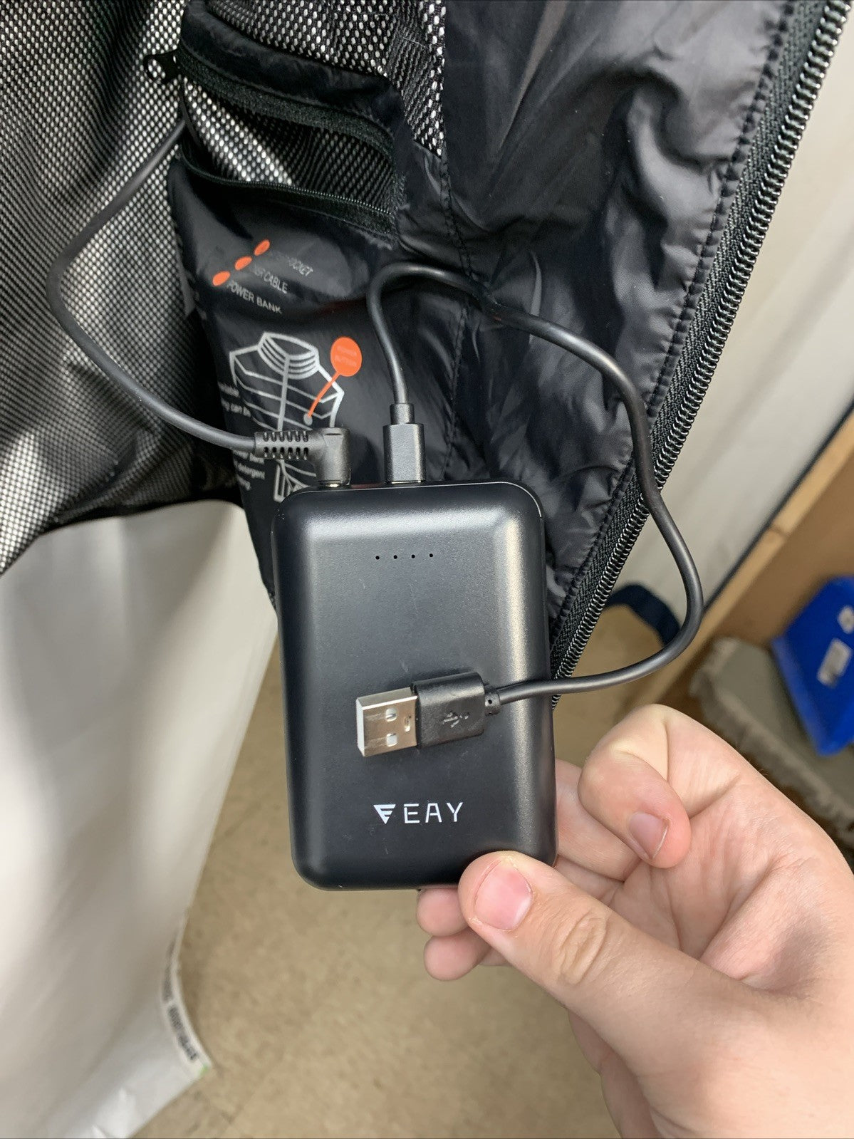 EAY Men's Lightweight Rechargeable Heated Vest Zipper Size S Sleeveless Black