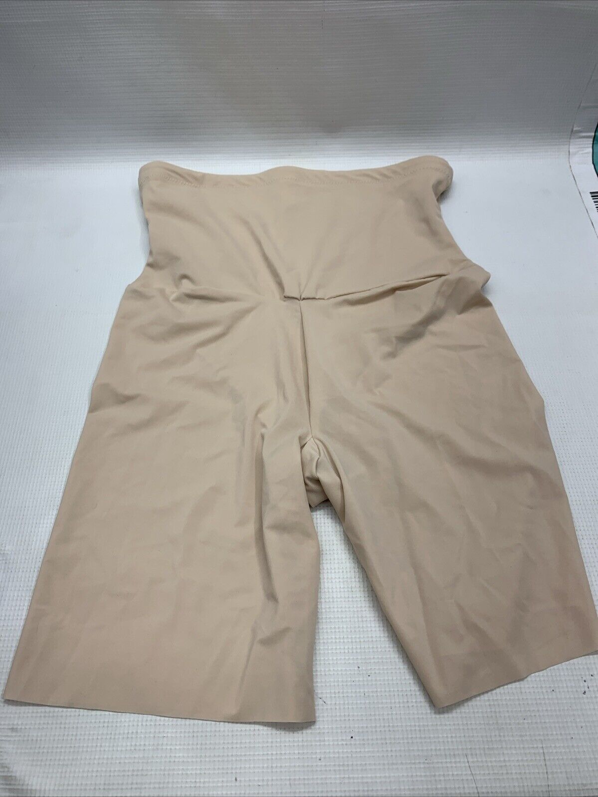 Maidenform Firm Foundations High-Waisted Thigh Slimmer Latte Lift Size XL Beige