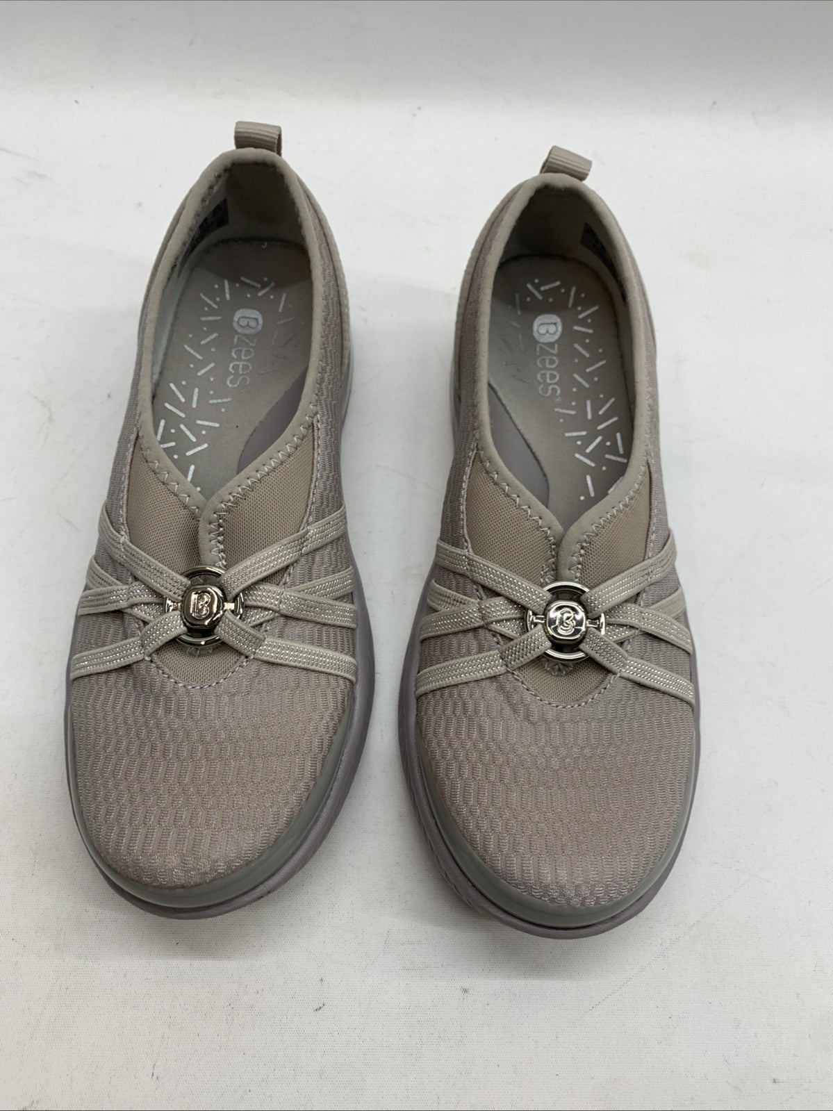 BZees Women's Niche Slip On Comfort Ballet Flat Sliver Cloud F56204F250 Size 6.5