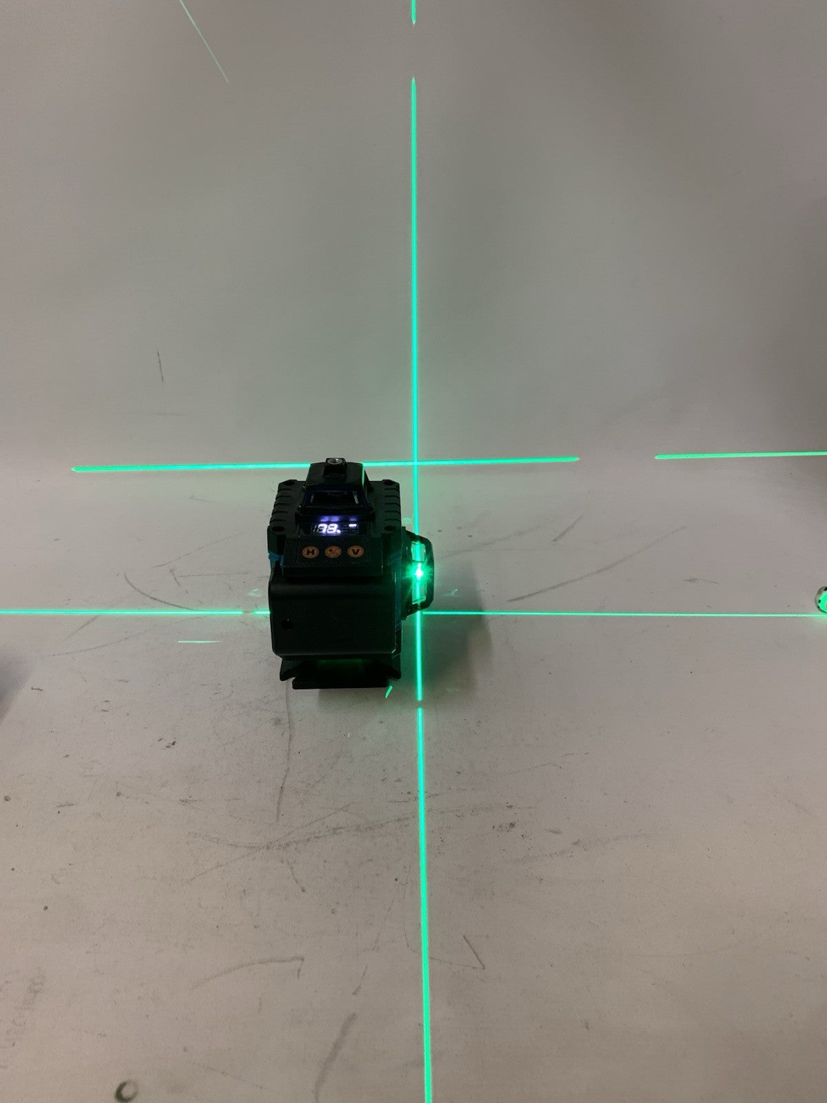 Maxlight Laser Level Meter 3d TDY-SX-A 12-16 Lines Green Light Leveling & Alignm