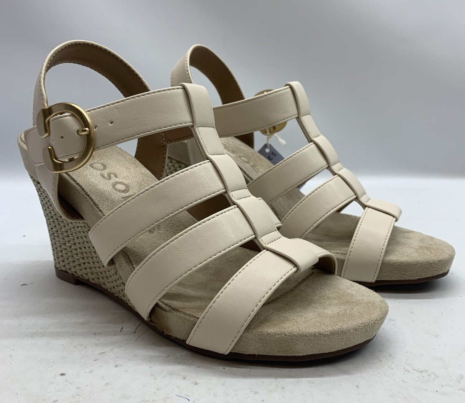 Woman's Sandals Aerosoles Paige Wedge Heel Sandal 9W Eggnog Buckled anklestrap