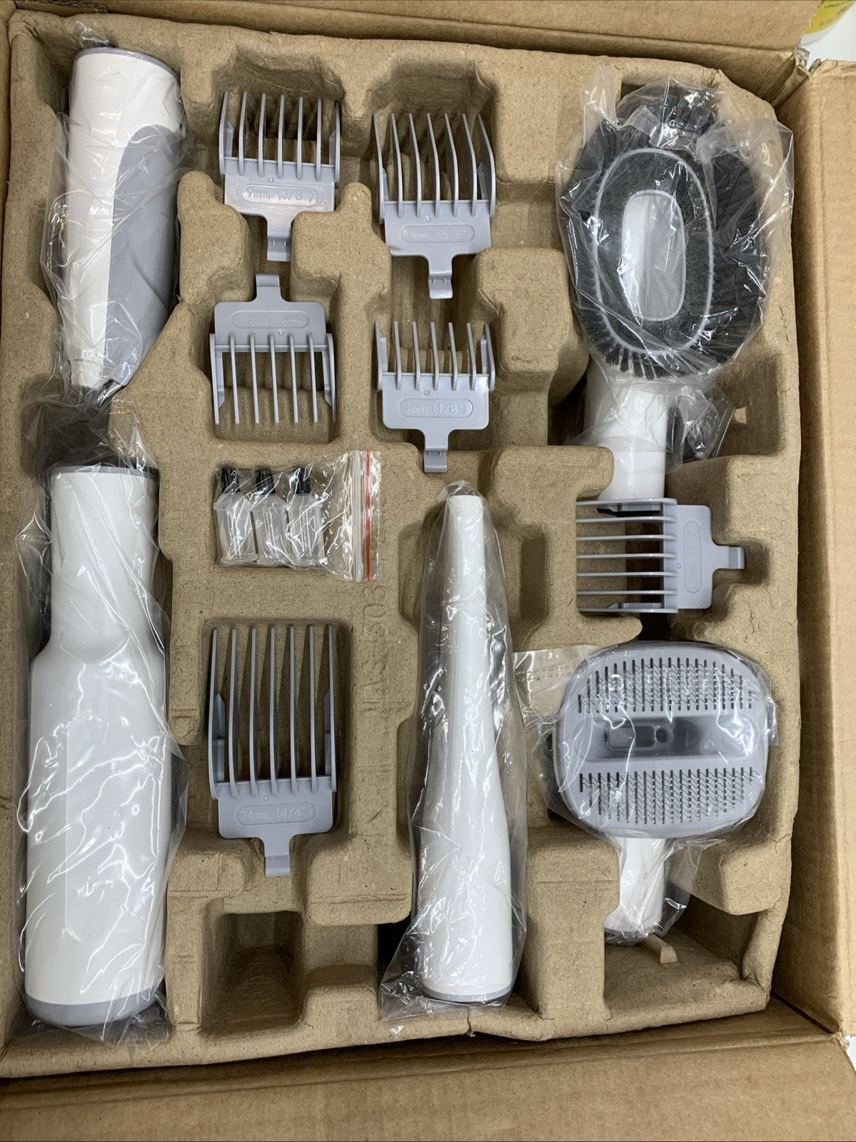 Dog Grooming Vacuum and Kit, Clipper Nail Trimmer Grinder M71 (CW-TMQ5N1-2L)