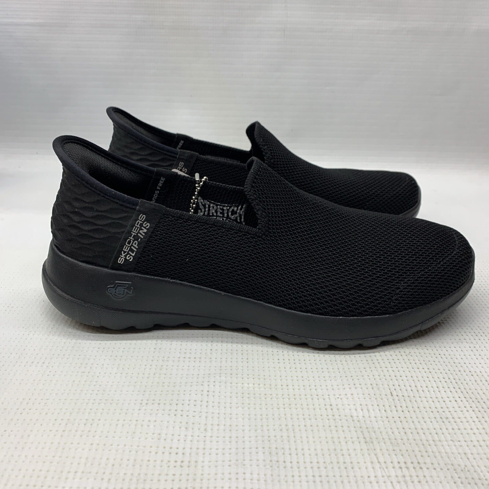 Skechers Women Slip Ins Gowalk Joy Vela Comfortable Shoes Black Size 6.5 Sneaker