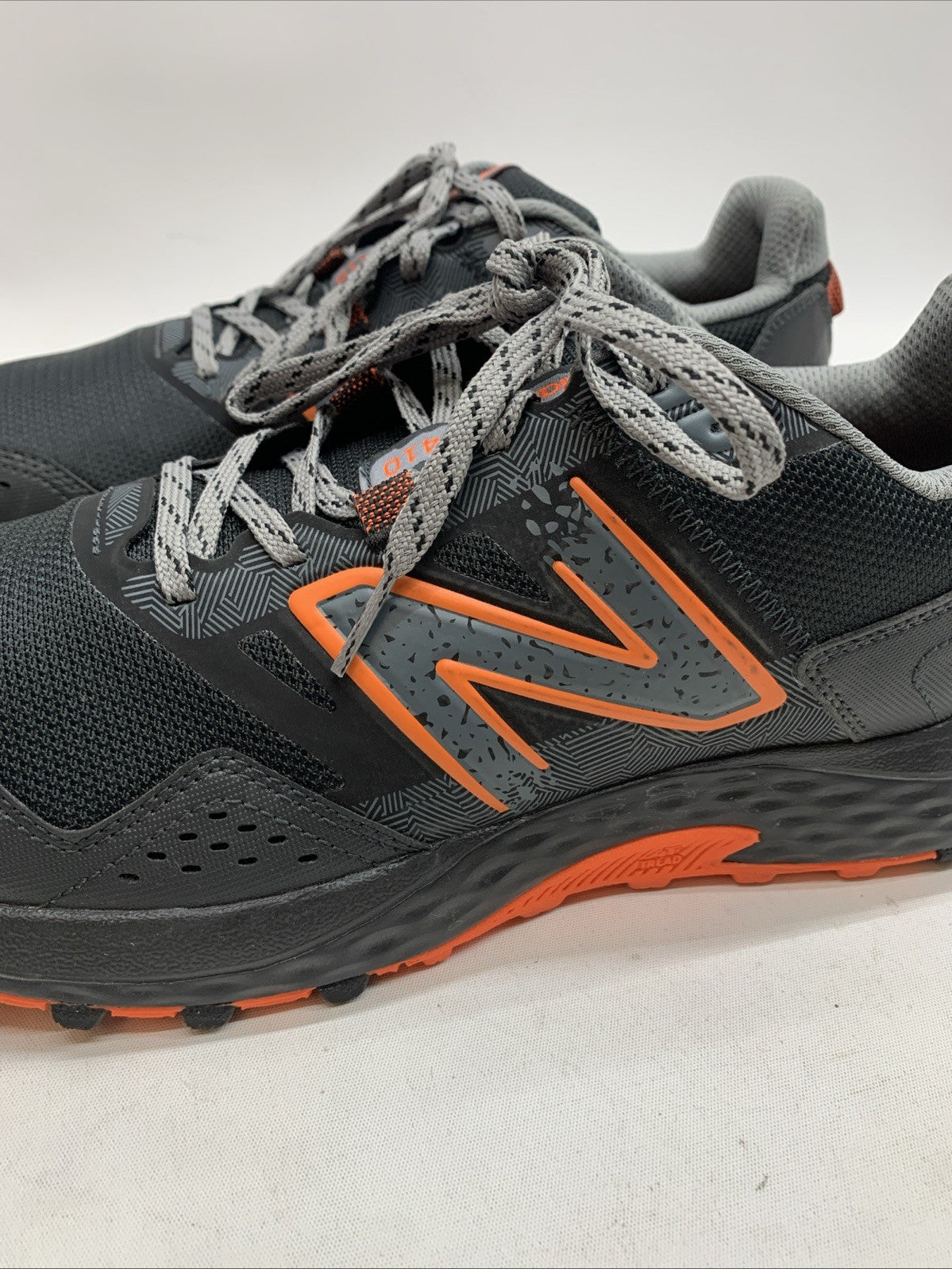 Men's Athleisure New Balance 410 v8 Trail Running Shoe Black/Orange Size 11