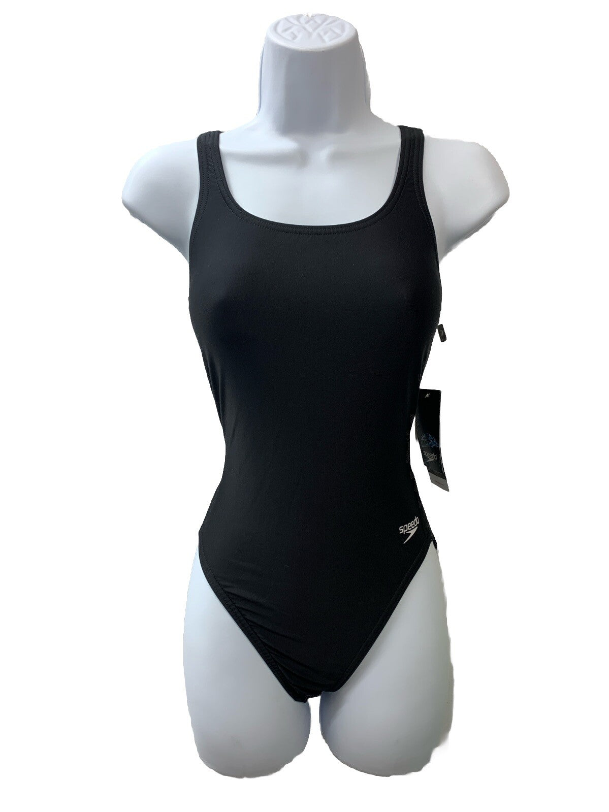 Speedo Women's black Super Pro one-piece swimsuit, size 6, stylish swimwear for active swimming and training.