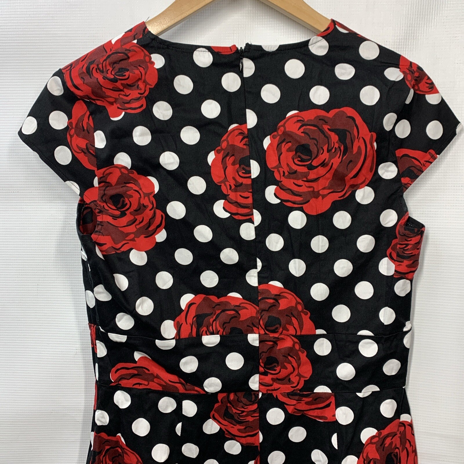 Grace Karin Retro 50s Polka Dots and Roses Pencil Dress Blk /Red/White Medium