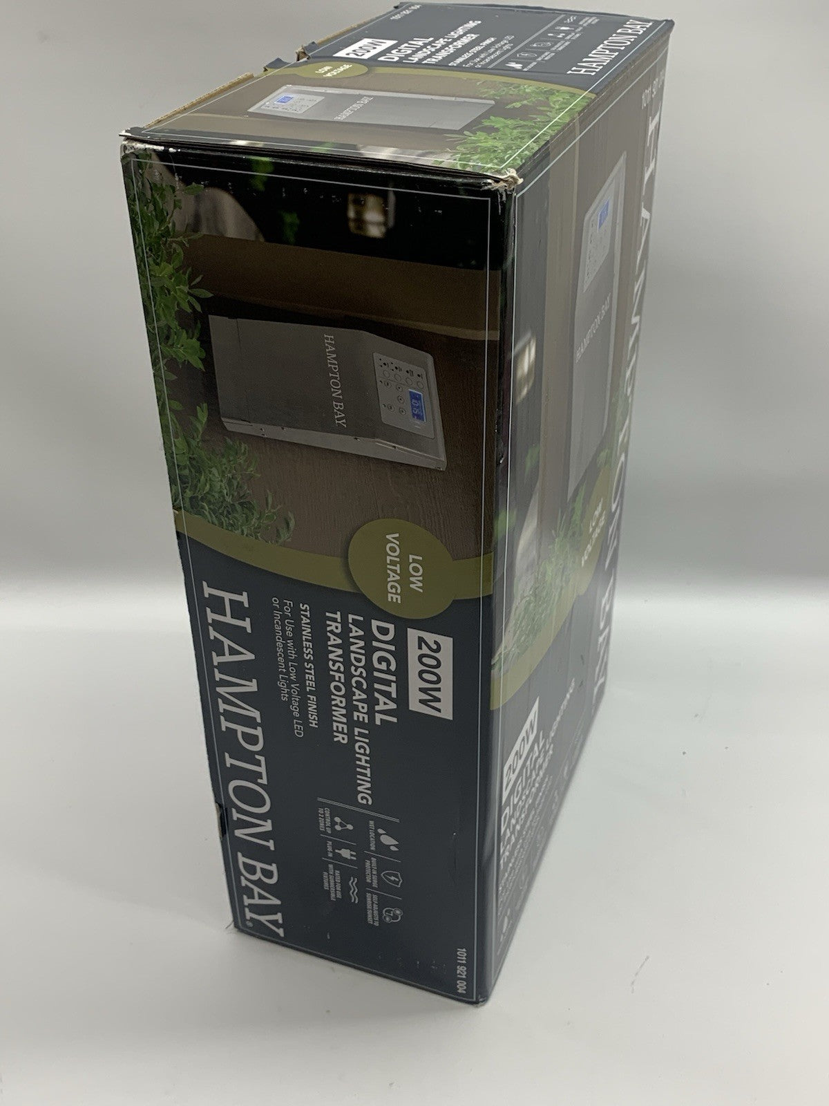 Hampton Bay 200W Digital Landscape Lighting Transformer 1011 921 004 Low Voltage