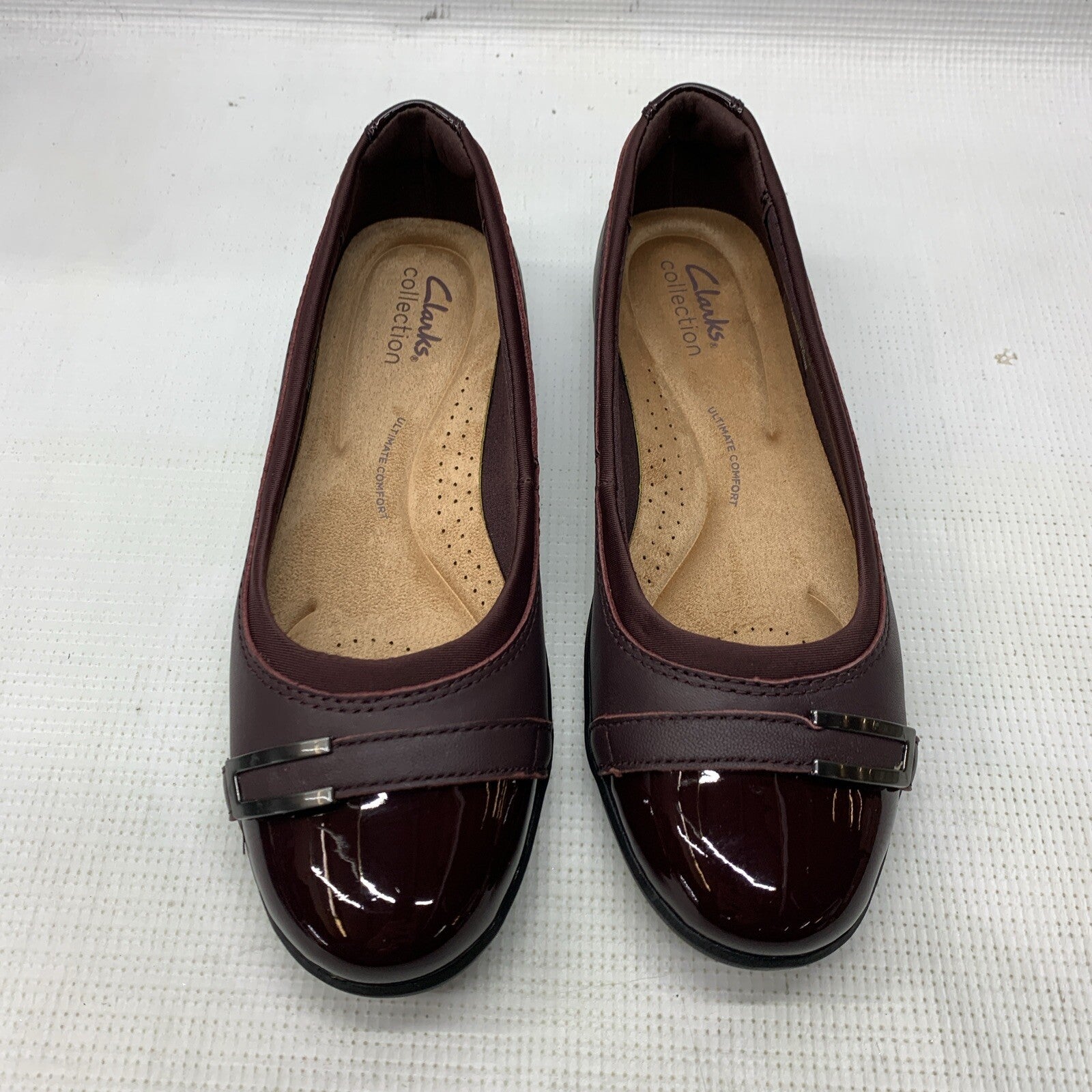Clarks Women's Leather Ballet Flat Meadow Rose Wine Sandal Size 6.5M Slip-on