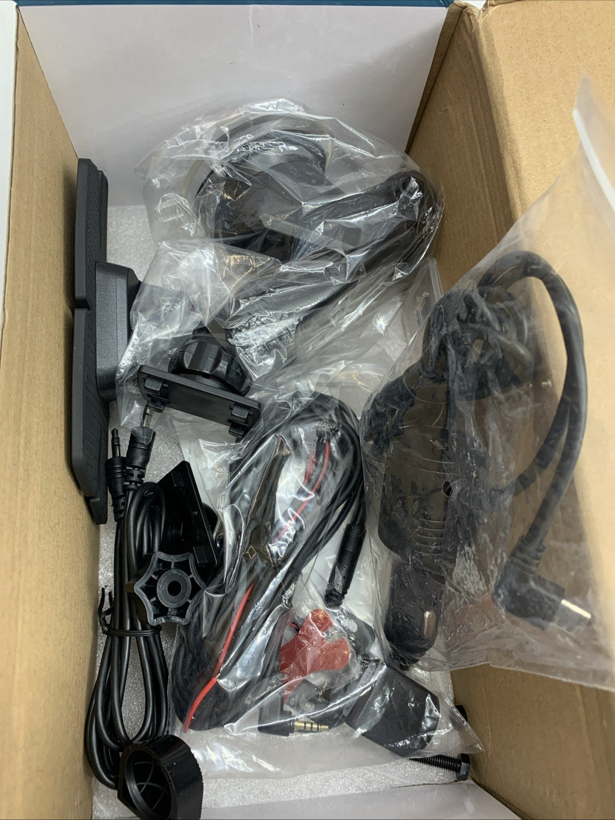 9 Inch Portable CarPlay Android Auto GPS Navigation System Wireless F900