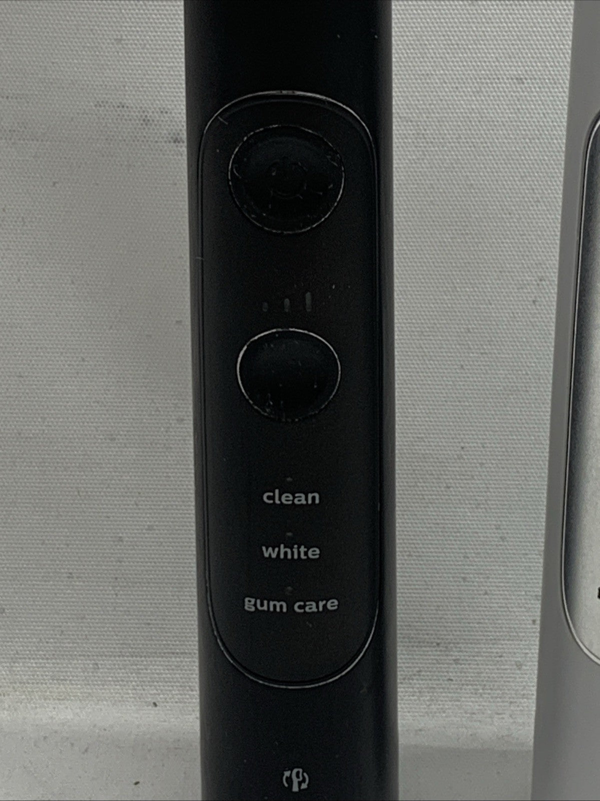 Philips Sonicare Rechargeable Electric Toothbrush - NO BRUSH HEAD FOR PARTS