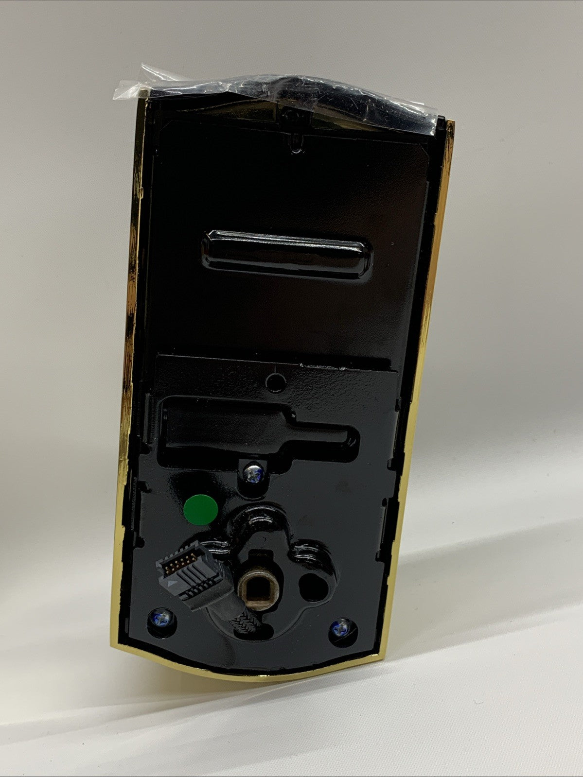 Kwikset 916 Keyless Entry Touchscreen HomeConnect Electronic Deadbolt Smart Lock