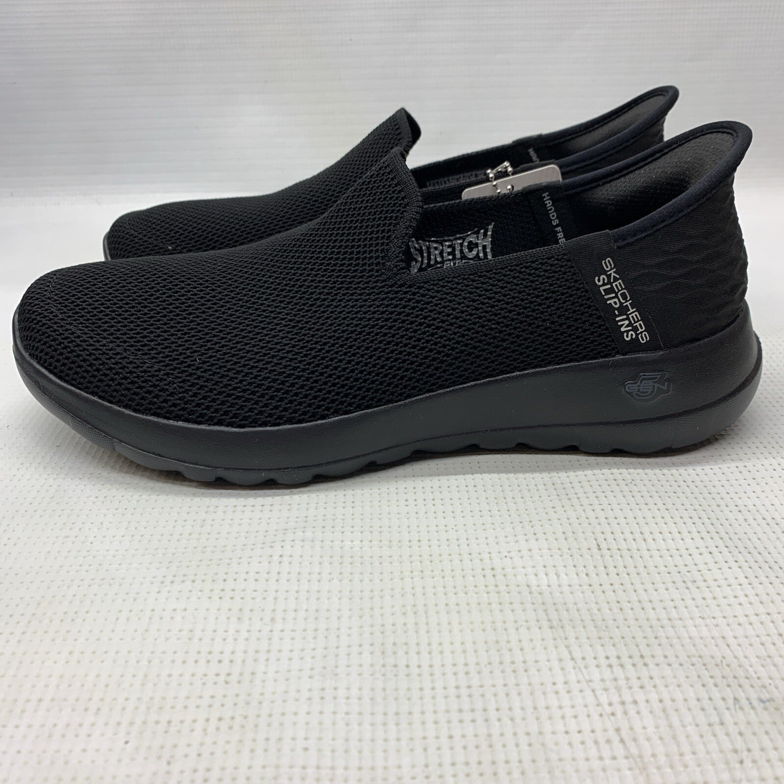 Skechers Women Slip Ins Gowalk Joy Vela Comfortable Shoes Black Size 6.5 Sneaker