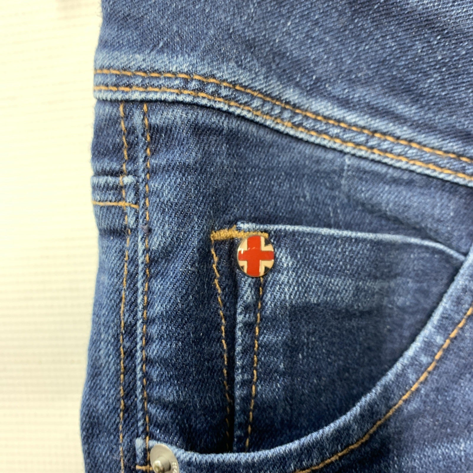 Hudson Beth Mid-rise Obsess Baby Boot Jean Women's Long Pants Size w/Pockets 28