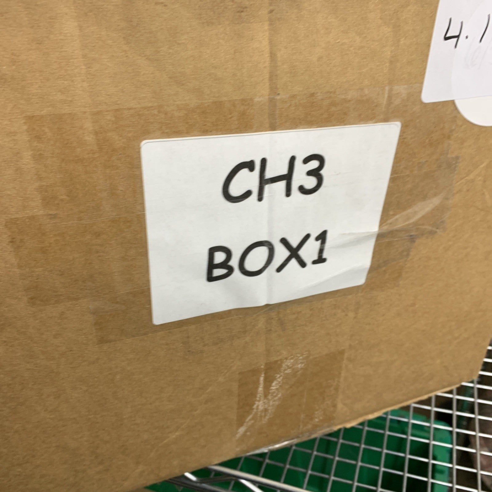 Urban Republic Women's Vest Sleeveless Quilted Full-zip with Hood and Pockets