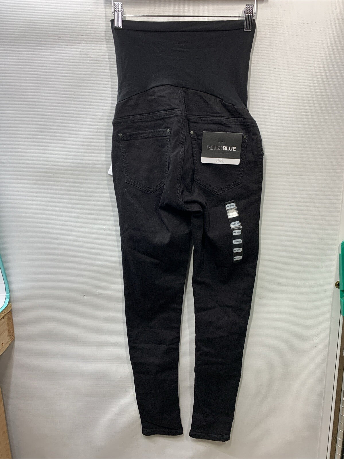 Women's Maternity Super Stretch Secret Fit Over The Belly Skinny Jeans M Pants