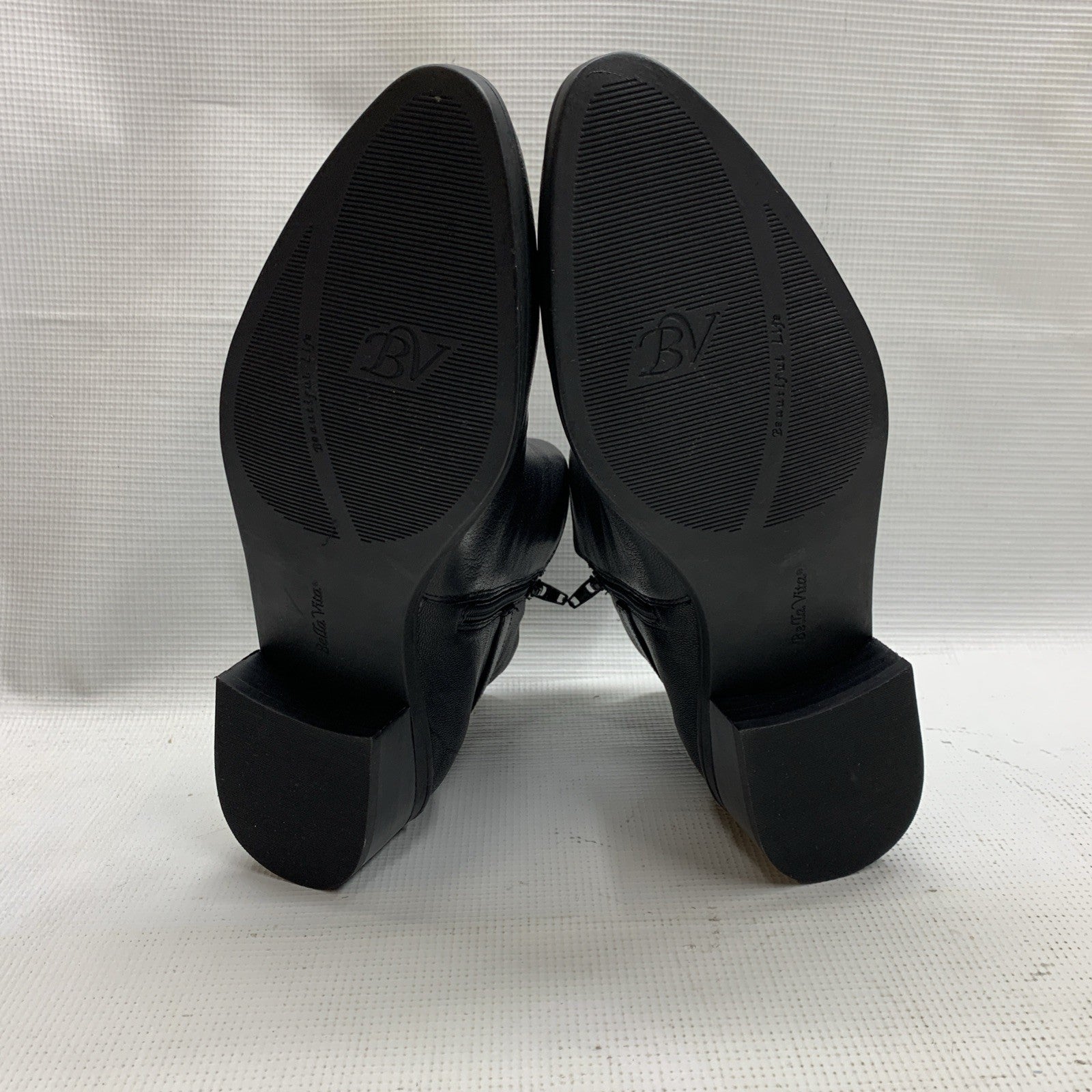 Bella Vita Women's Dora Boots Heel Black Leather 51-3602 Size 9M Contemporary