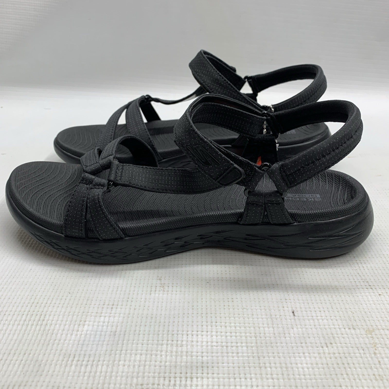 Woman's Sandals SKECHERS Performance On-The-Go 600 - Brilliancy Size 11 Black