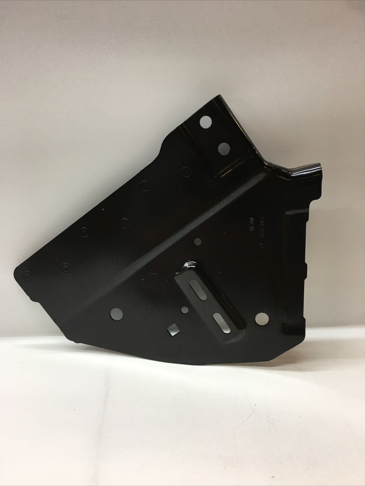 Reinforced Plate BMW (41-00-7-933-257) Front left Black 2019-2016 BMW X5 X6 X7