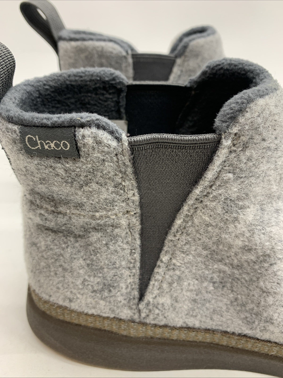 Chaco Revel Men's Chelsea V-Gore Size 8 Slip-On Winter Boots Gray JCH107497