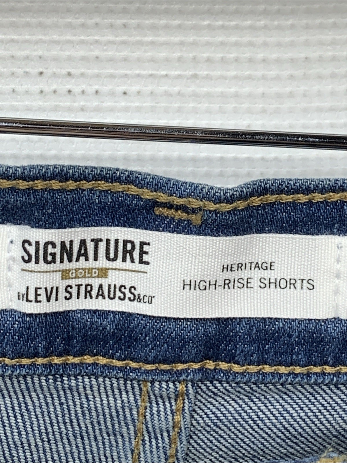 Signature Levi Strauss High Rise 3