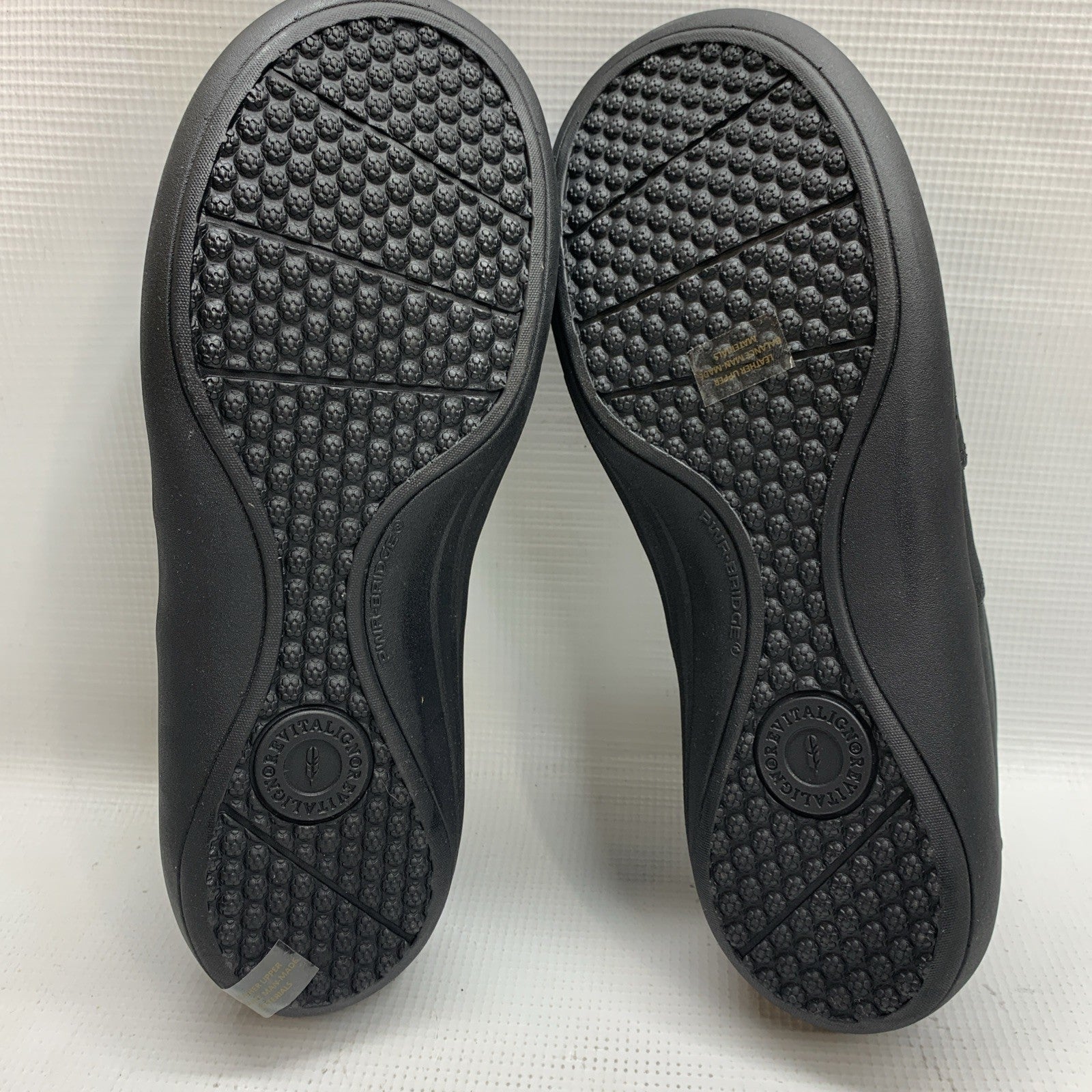 Revitalign Womens Size 9.5 Ridgeway Picasso Black Leather Slip On Comfort Shoe