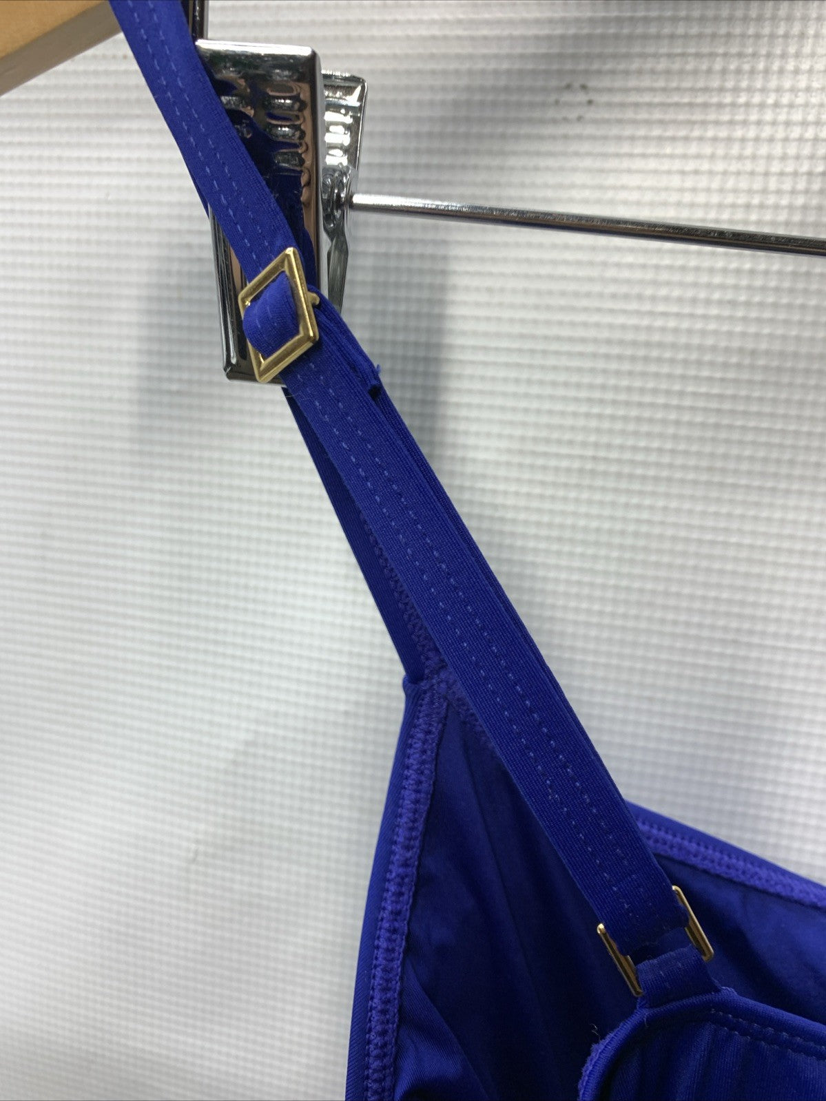 La Blanca One Piece Swimsuit Island Goddess Shirred Side Bathing Suit Size 10