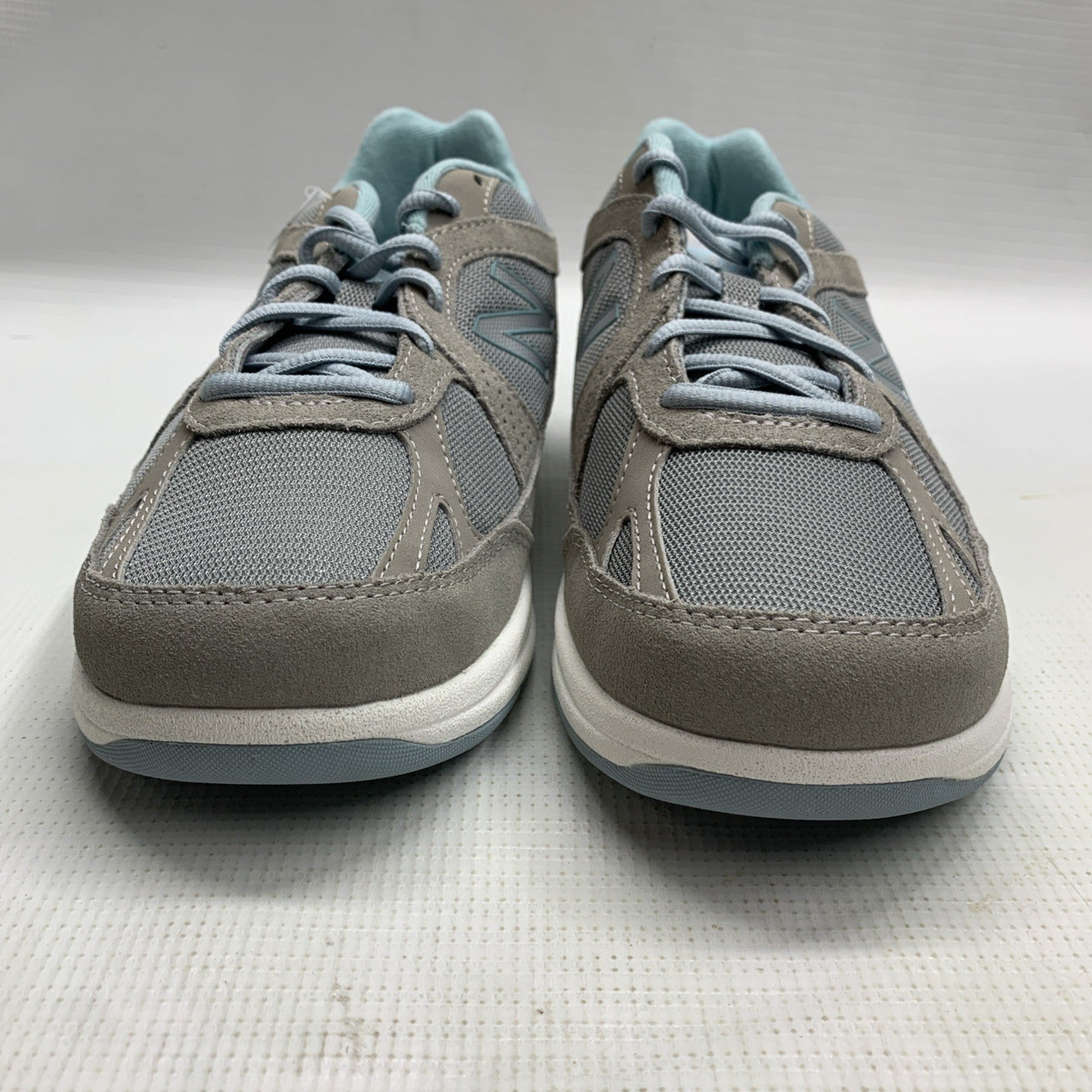 New Balance 877 V1 Walking Shoes Women's Size 8W Gray Blue Sneakers Lace-up