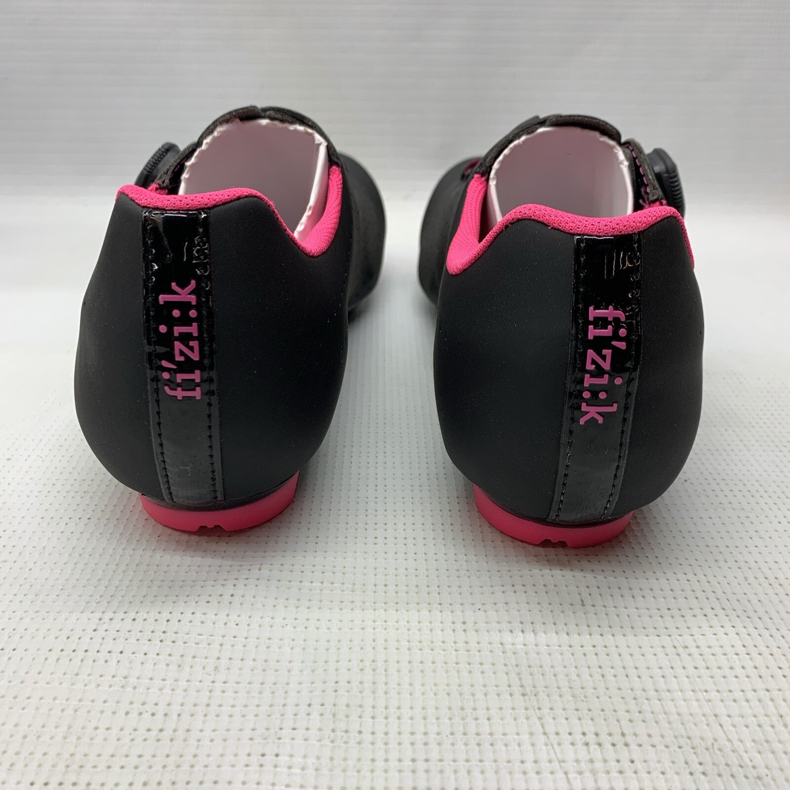 Fizik Road Shoes Tempo R5 Overcurve Black/Pink Fluo TPR5OCMI2-1092 Size 10 1/4