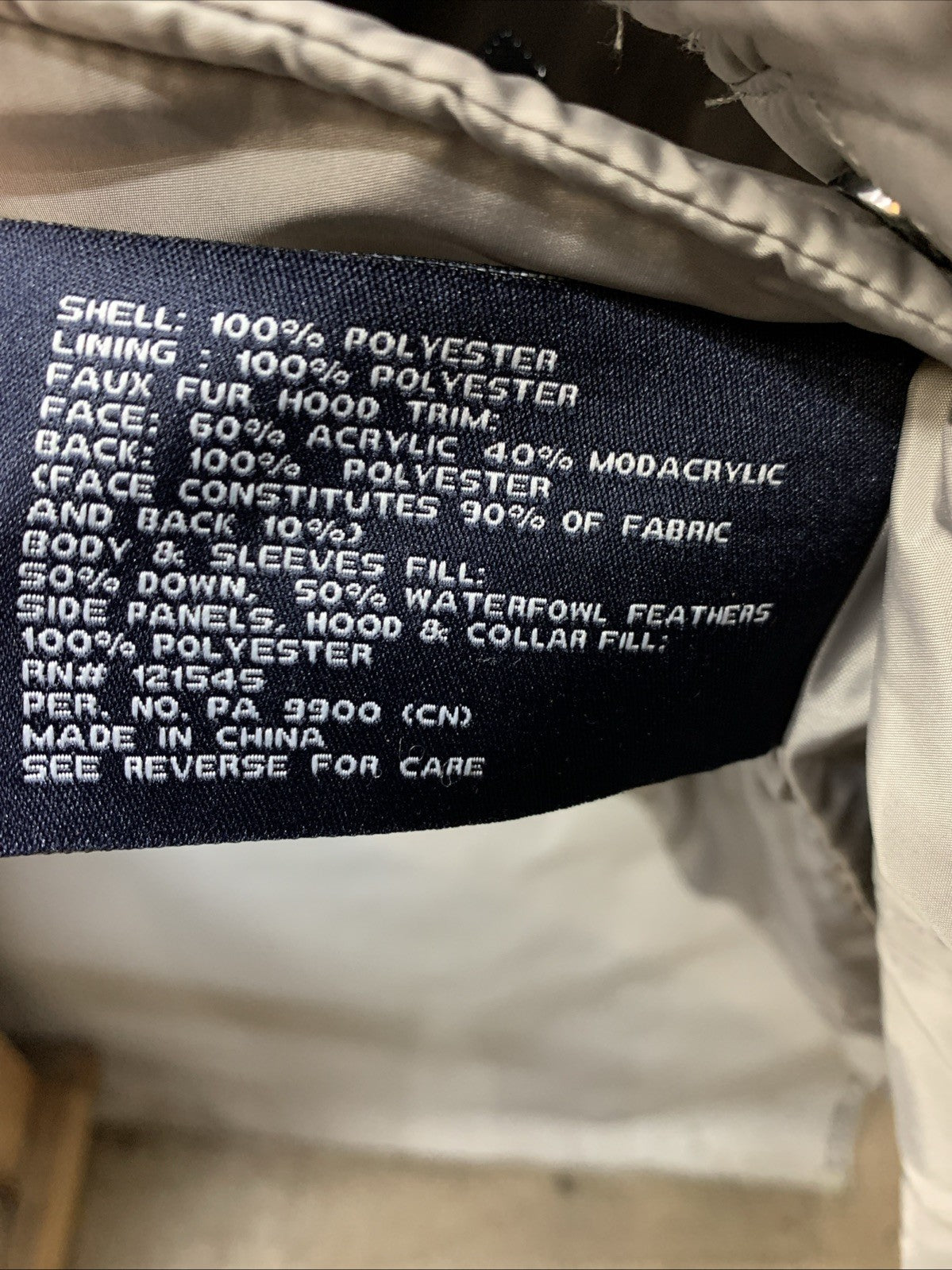 London Fog Women's Quilted Puffer Jacket Faux Fur Hood Trim Size M Long Sleeve