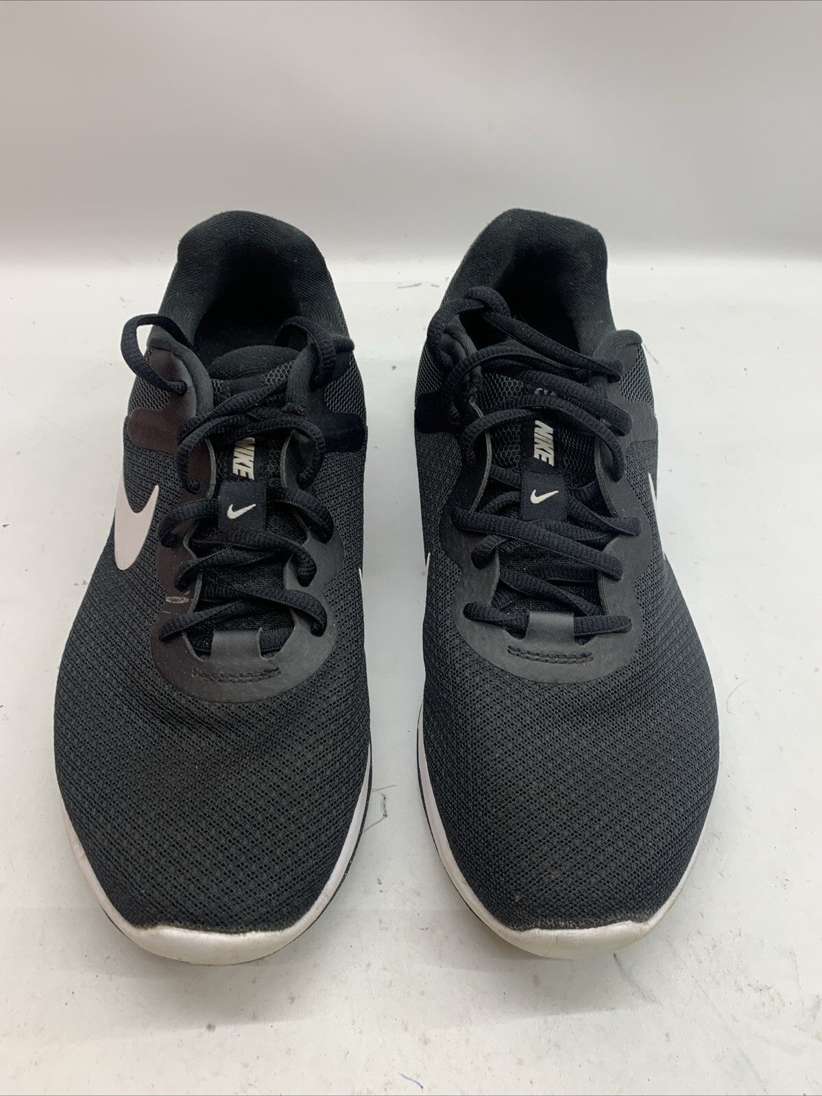 Nike BQ3207-002 Revolution 5 Running Shoes Women's Size 11 Black/White Lace-up