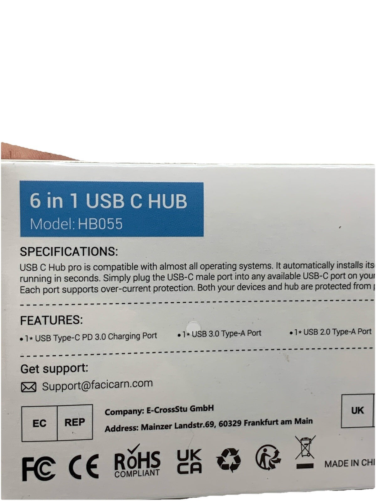 USB-C Adapter Hub - 6-in-1 Docking Station USB-C to HDMI, USB and SD/TF Readers