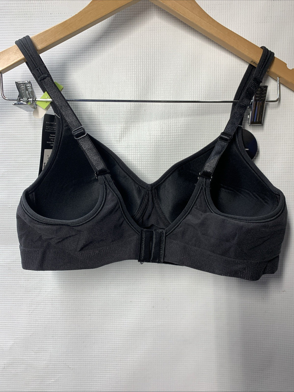 Bali Comfort Revolution Bra Wireless Smoothing Shaping No-slip Strap 36B Black