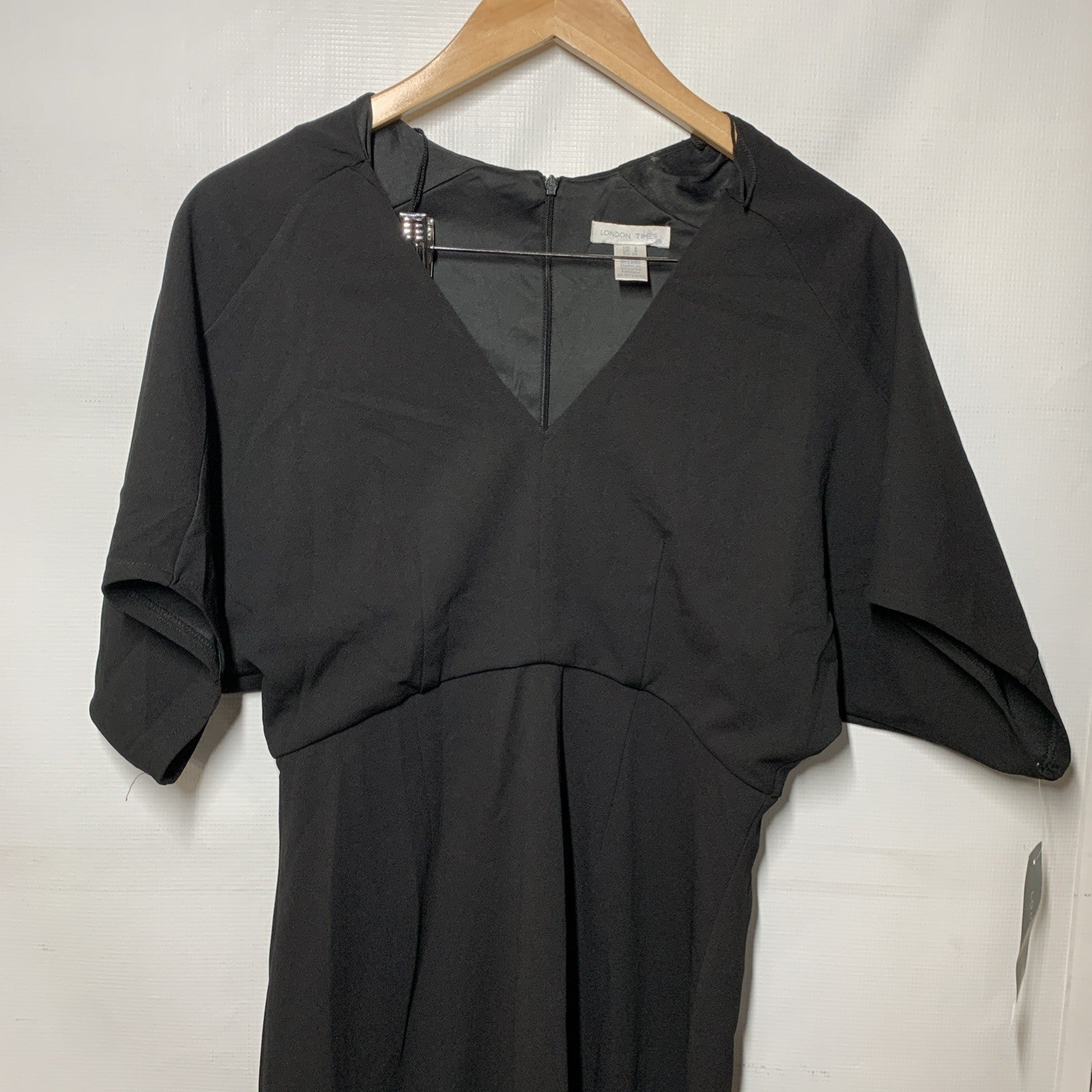 London Times Women's Black Midi Dress V-Neck Office Formal Short Sleeve Size 4