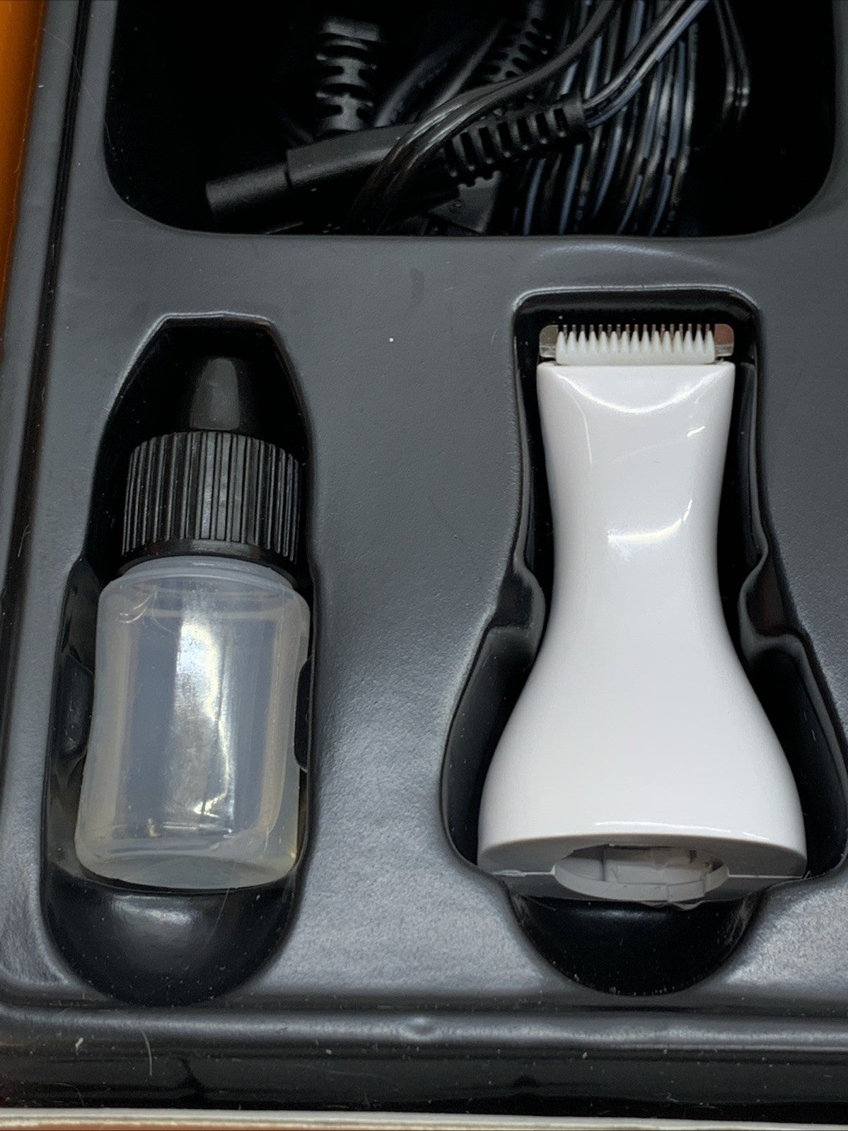 oneisall Dog Clippers & Dog Paw Trimmer Kit 2 in 1 Low Noise Cordless Dog Groom