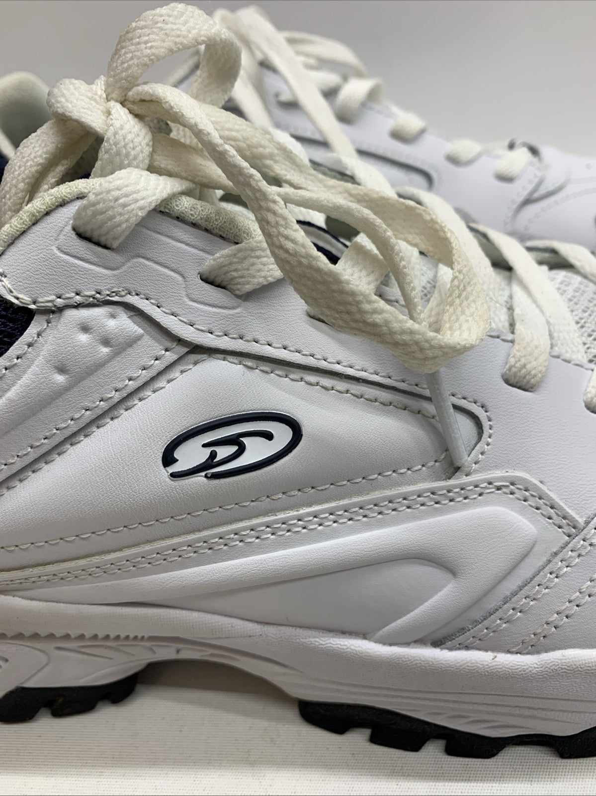 Man's Athleisure Dr. Scholl's Sebastian Sneaker Size 10.5 Wide White Lace-up
