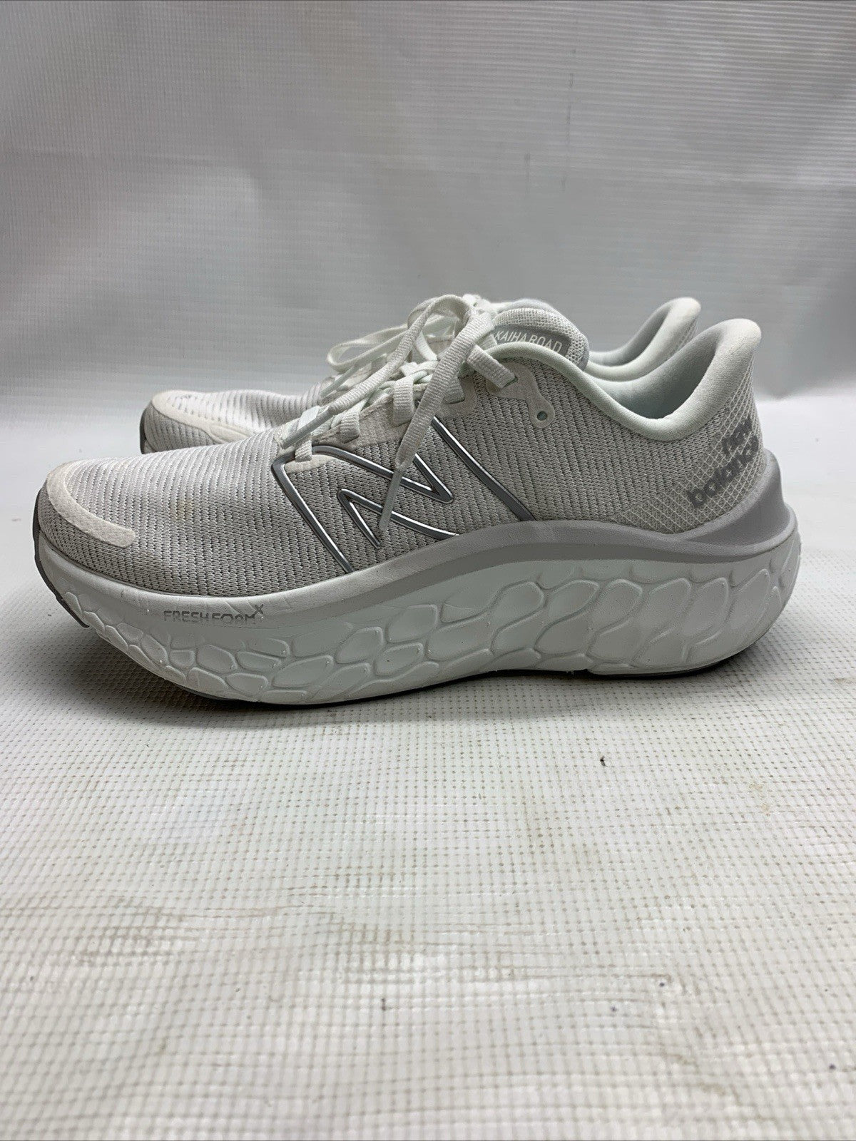 New Balance Fresh Foam X 860v14 Athletic Shoes Women’s White 8 Lace-up W860T14