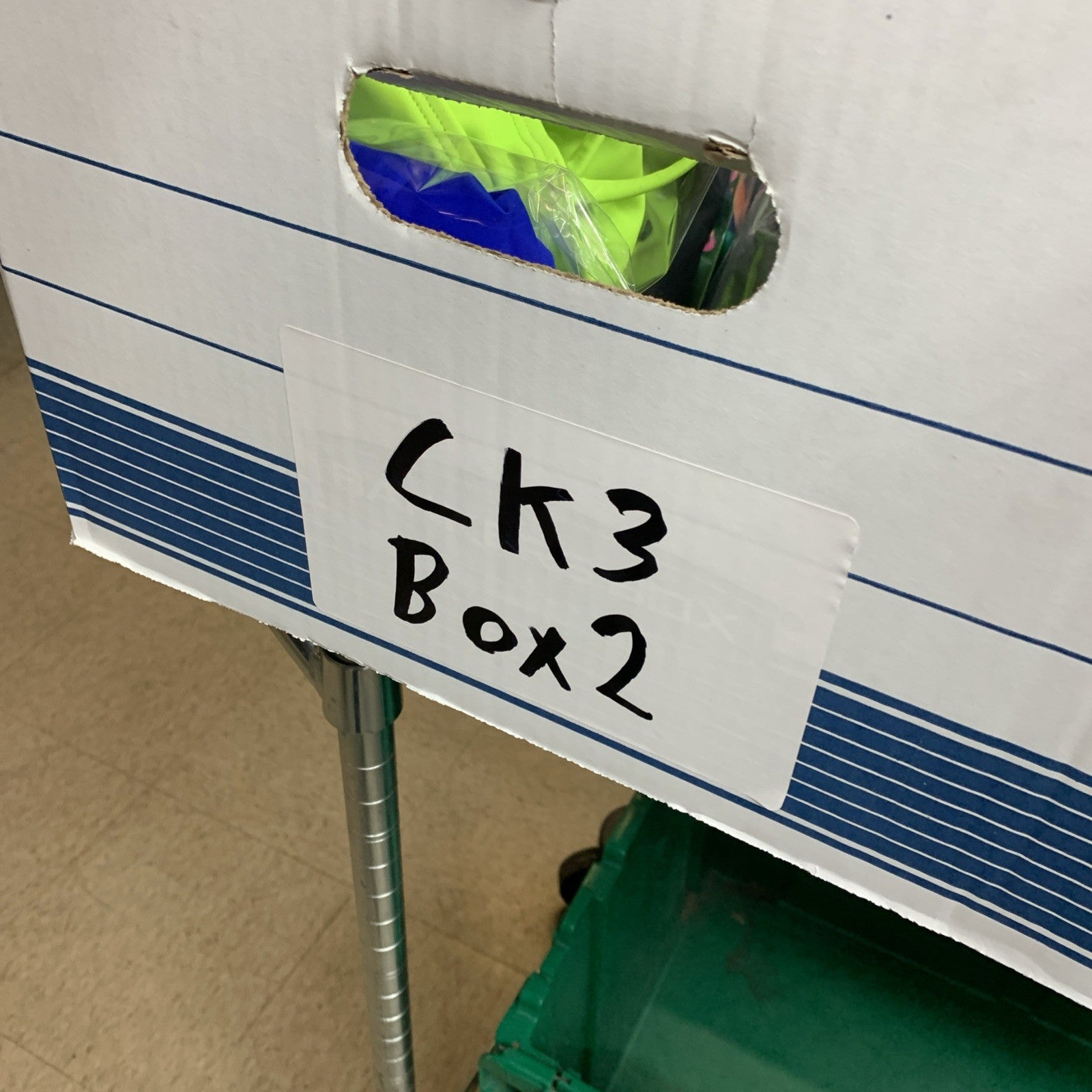 TYR MALIT1A Alliance T-Splice Maxfit One Piece Swimsuit Size 32(M) Black/White