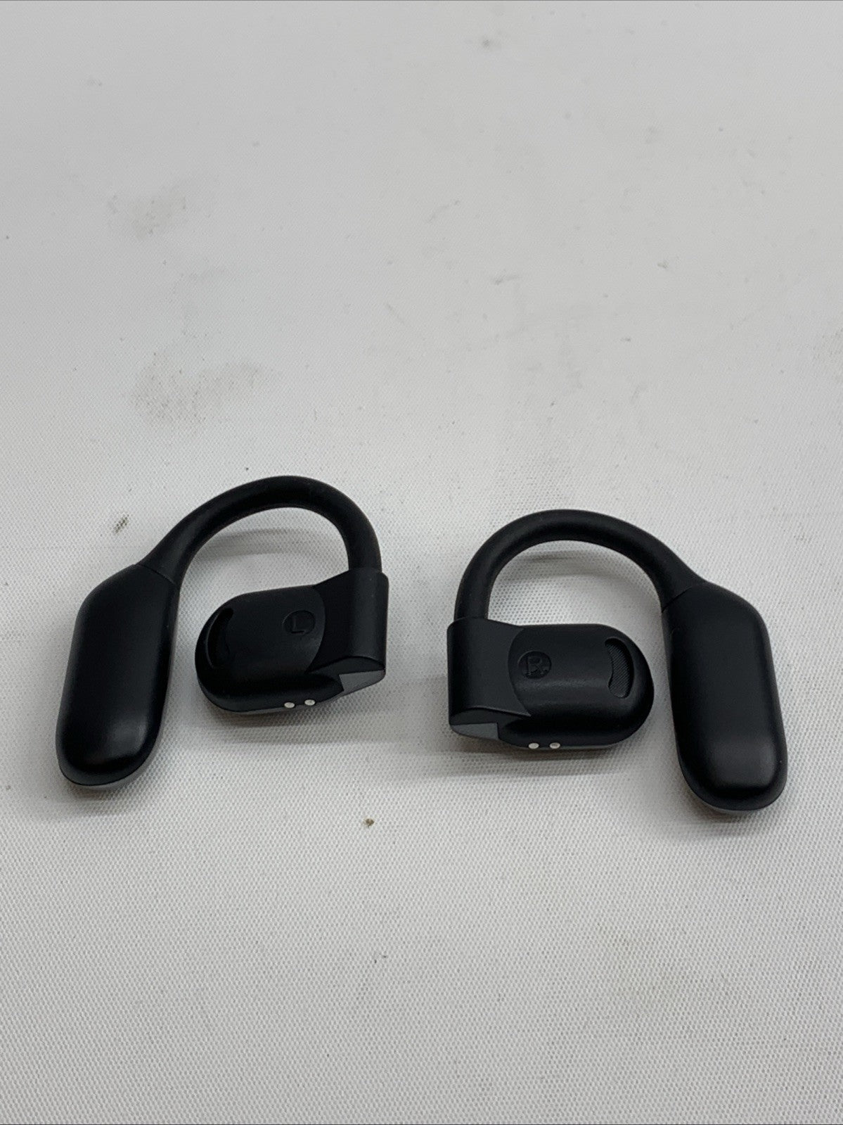 144 Languages Translation Earphone Smart Voice Translator for Travel Business