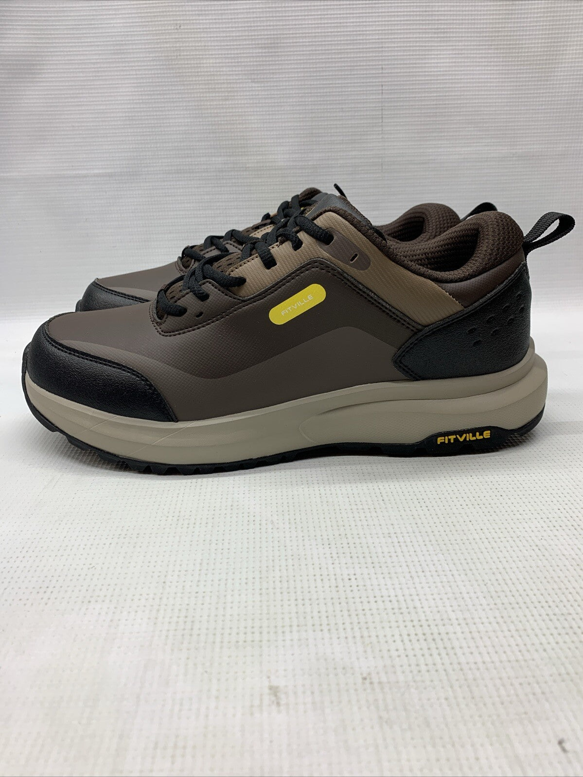 FitVille Mens Size 10.5EW Wide Hiking Outdoor Shoes Soft Toes Arch Support Brown