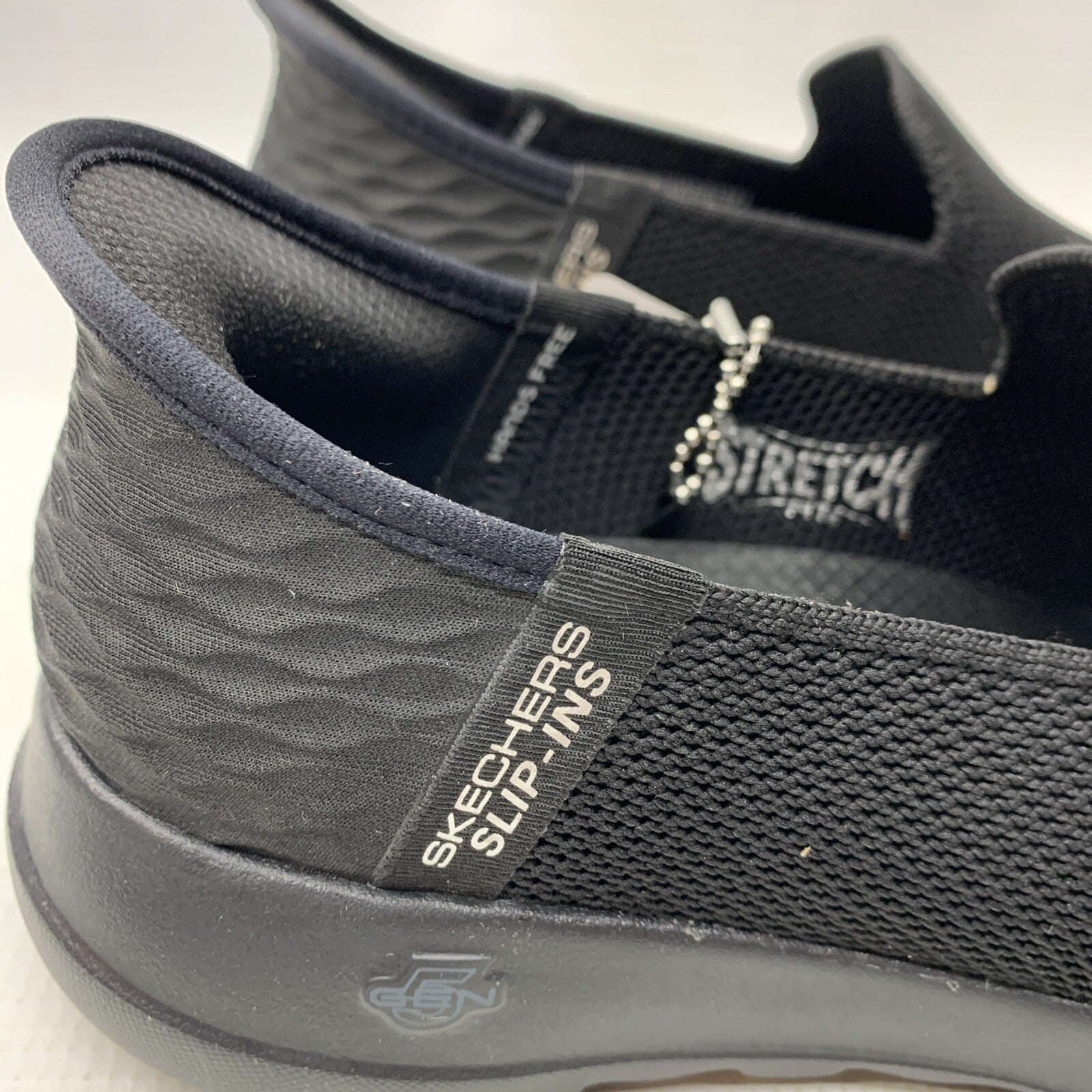 Skechers Women Slip Ins Gowalk Joy Vela Comfortable Shoes Black Size 6.5 Sneaker