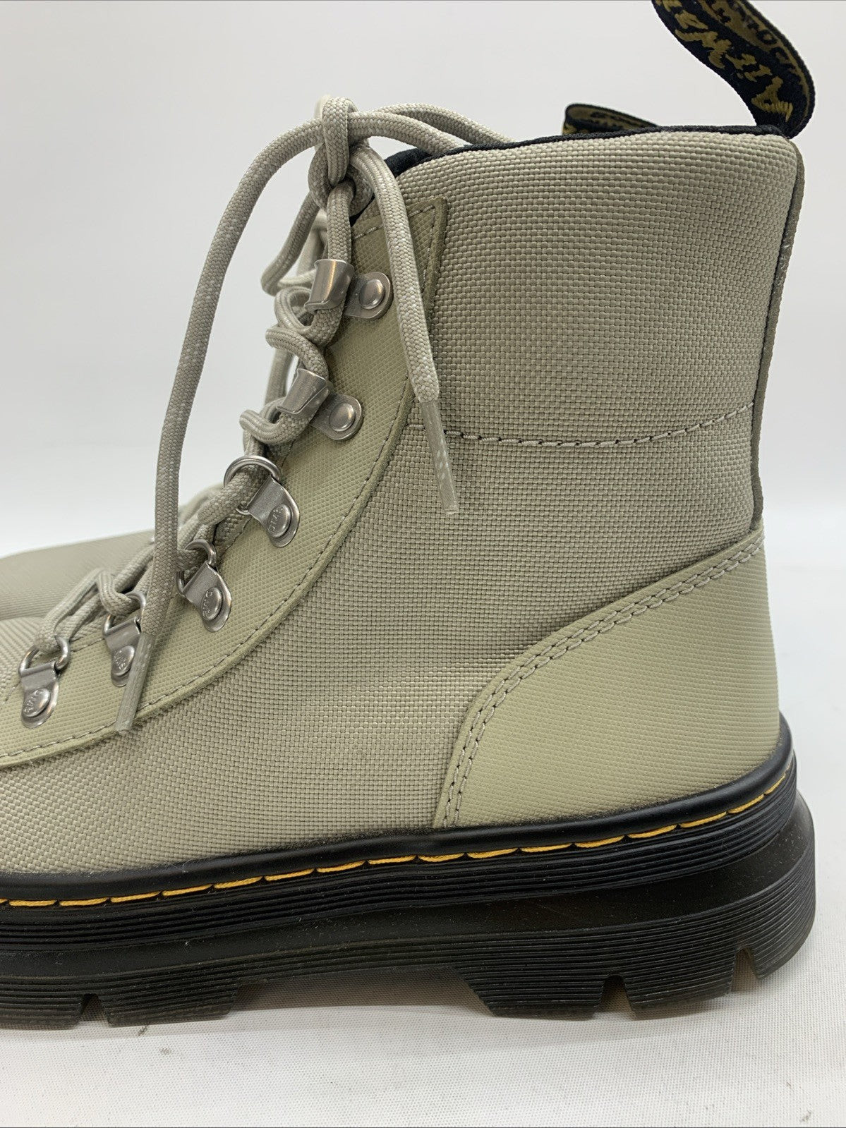 Dr. Martens Combs W Warmed Stone Extra Tough Lace Up Combat Boot Women's Size 8