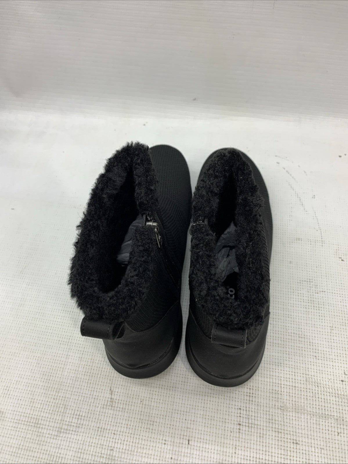 Spenco Women's Cozy Winter Hiking Shoe Black Pull-On Size 10 Outdoor Cozy Shoes