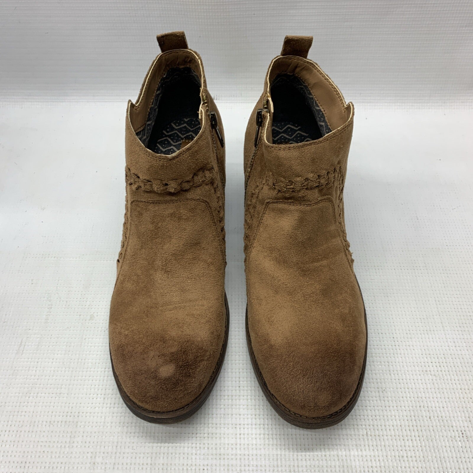 Billabong Tan Take A Walk Began Suede Braided Buckle Zip Up Ankle Boot Size 10