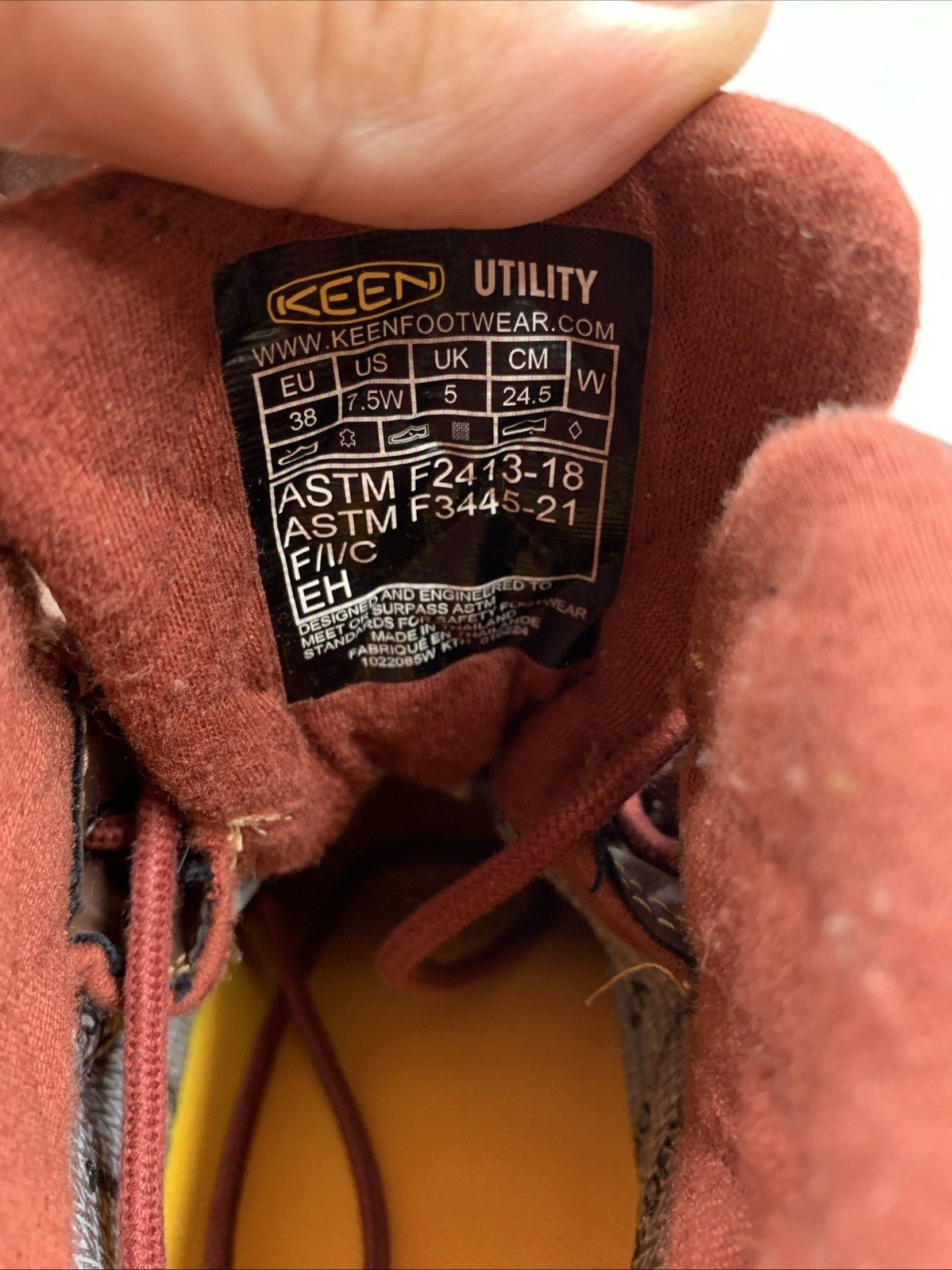 KEEN Utility Womens Seattle Alloy Toe Waterproof Work Boots Brown Size 7.5W Lace