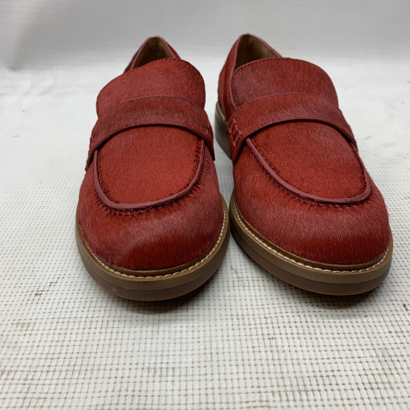 Lucky Brand Bossa Nova Red Calf Hair Size 7.5M Slip-on Loafer Shoes LK-SALIMA2
