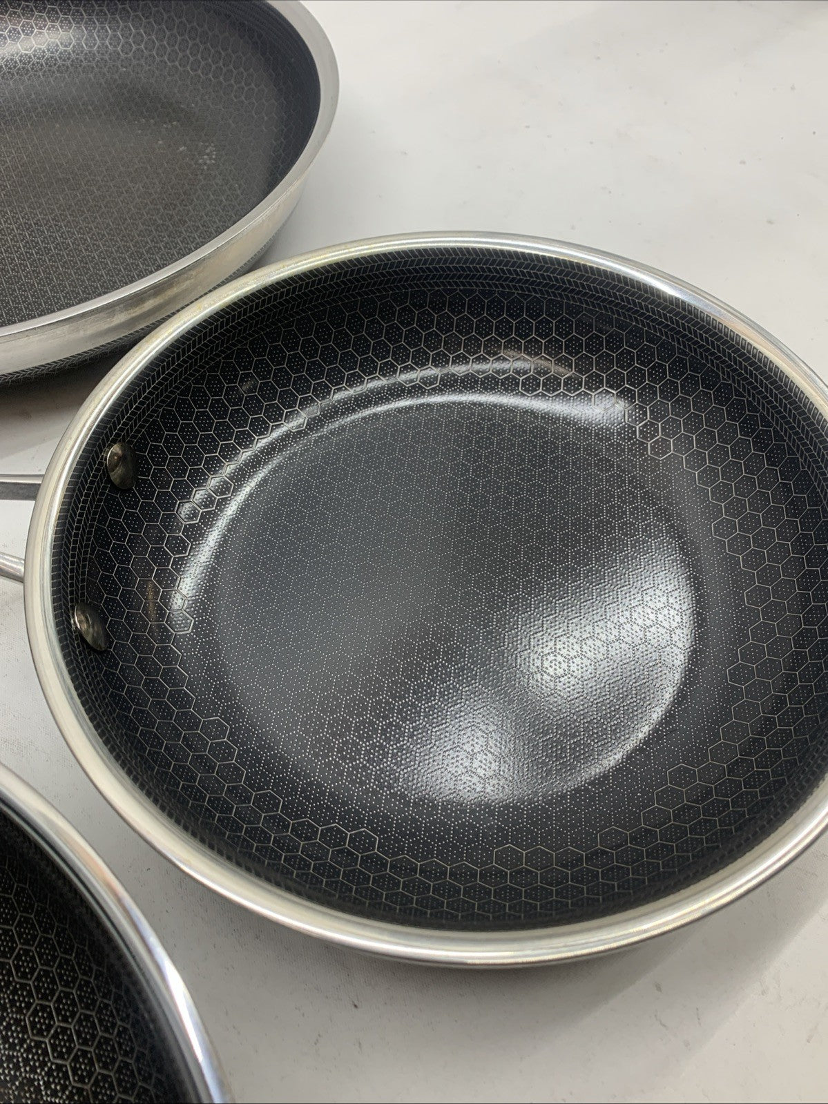 HexClad Hybrid 7-Piece  Nonstick Cookware Pan Set Cooking with Lid and wok USED